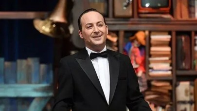 Tolga Çevik’ten Kahkaha Dolu Türkiye Turnesi