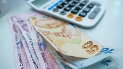 Asgari Ücrete Zam Geliyor Mu? Zam Enflasyonu Artırır Mı?