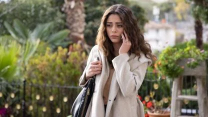 Kızılcık Şerbeti’nin Doğası Diziden Ayrılıyor! Yaprak Dökümü Başladı Dizi Final Mi Yapacak?